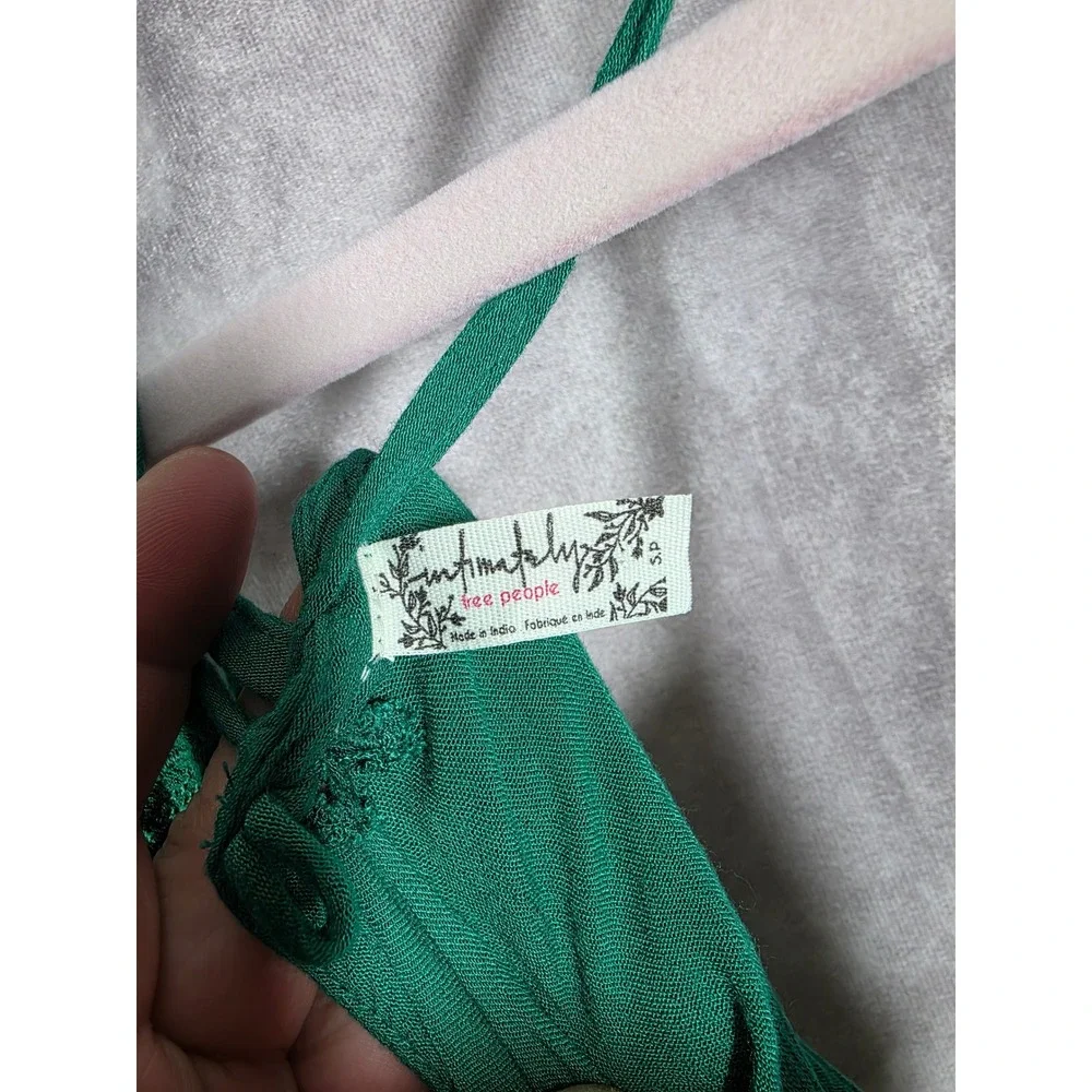 Intimately Free People Green Embroidered Halter Mini Dress Boho Eyelet Small‎